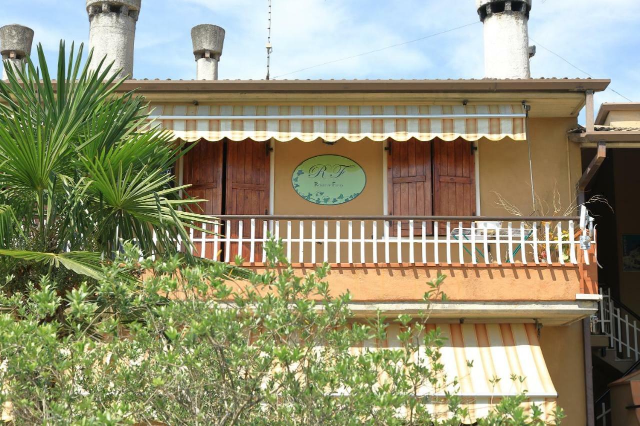 Residenza Franca Villa Valeggio sul Mincio Exterior photo